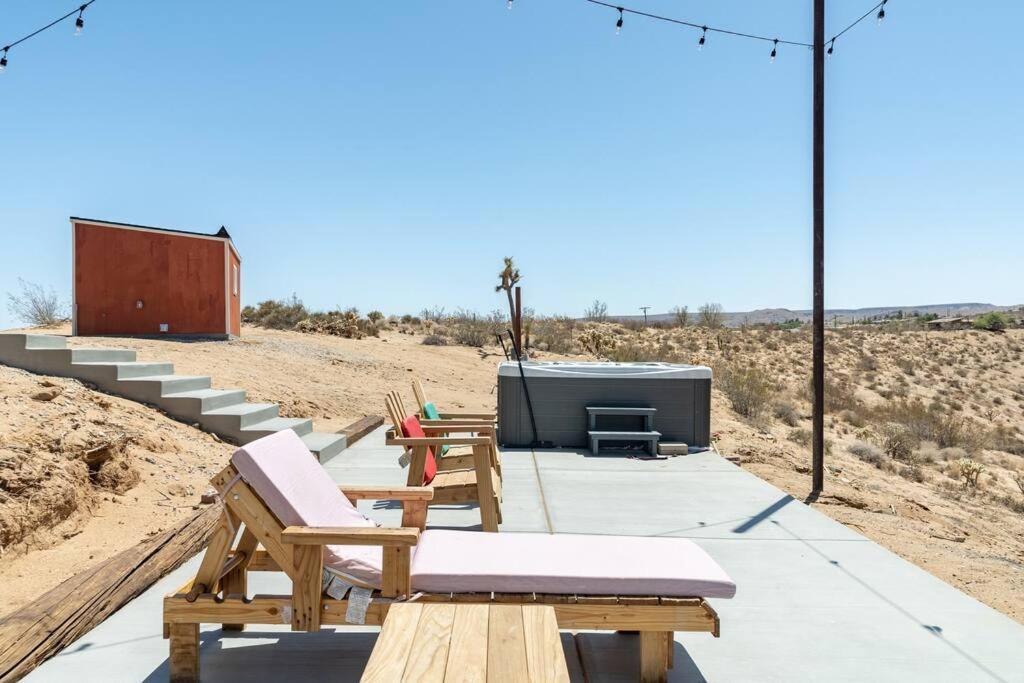 The Invisible Wind Cabin- Joshua Tree Amazing View *