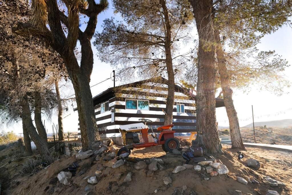 The Invisible Wind Cabin- Joshua Tree Amazing View Ferienhaus